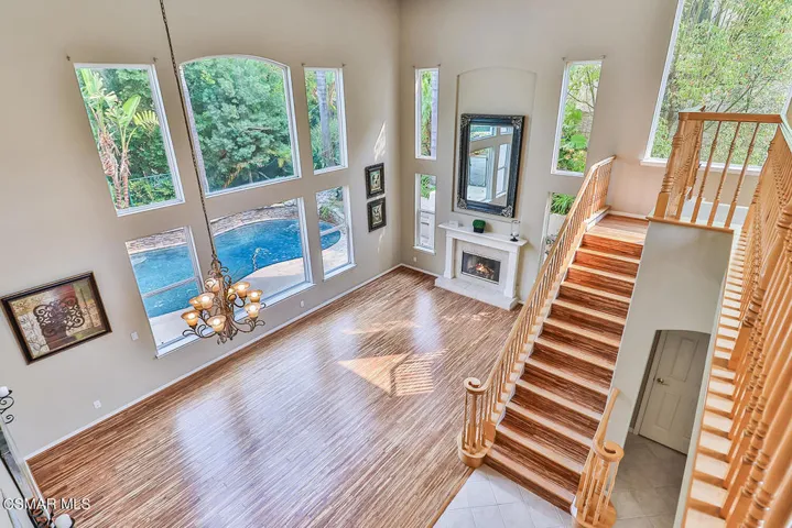 hStairs and Landing3