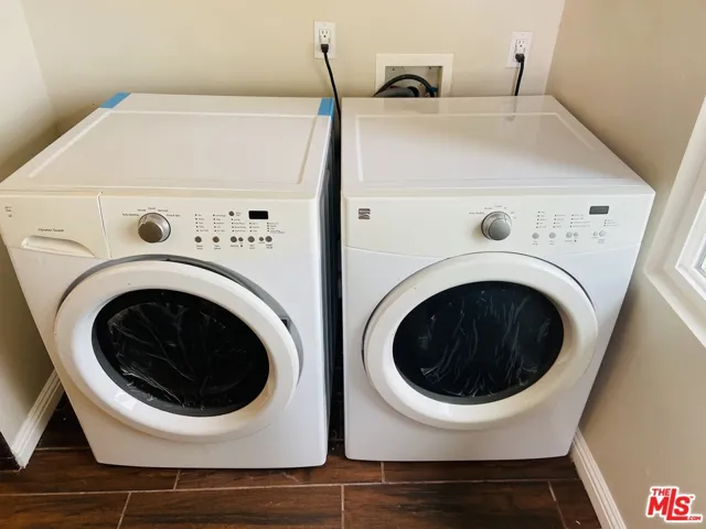Washer & Dryer
