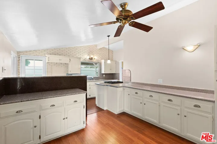 Large Kitchen