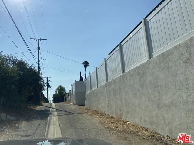 Alley Way Acce to Detached Garage