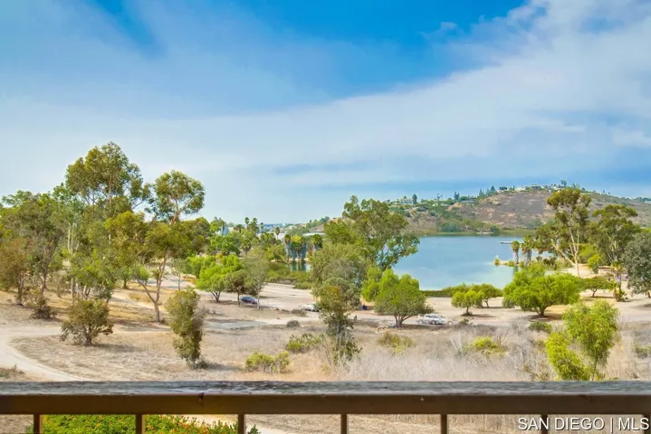 5704 Baltimore Dr Unit 317, La Mesa, California 91942