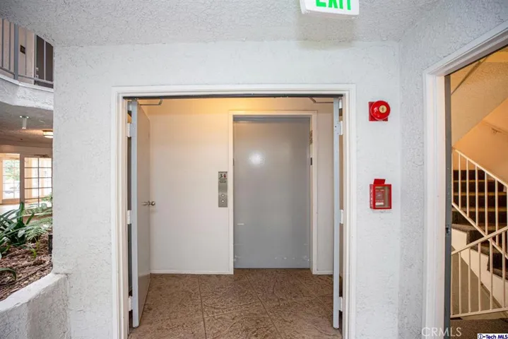 4401 Sepulveda Boulevard 404, Sherman Oaks, California 91403