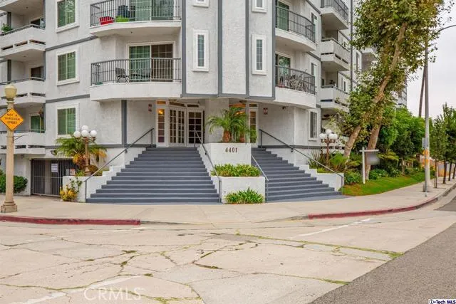4401 Sepulveda Boulevard 404, Sherman Oaks, California 91403