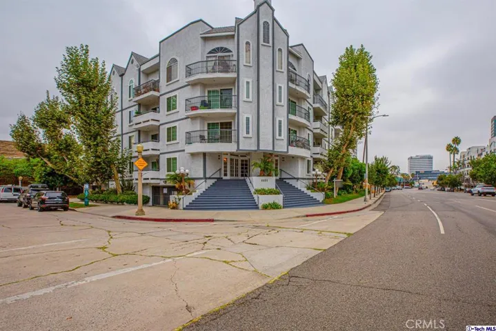 4401 Sepulveda Boulevard 404, Sherman Oaks, California 91403