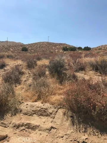 0 Oriole Street, Apple Valley, California 92308