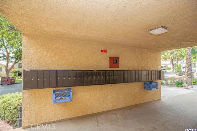 1160 Elm Avenue 4, Glendale, California 91201