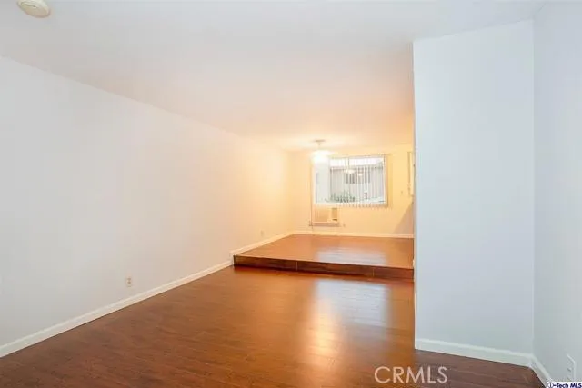 1160 Elm Avenue 4, Glendale, California 91201