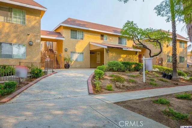 1160 Elm Avenue 4, Glendale, California 91201