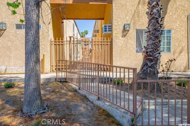 1160 Elm Avenue 4, Glendale, California 91201