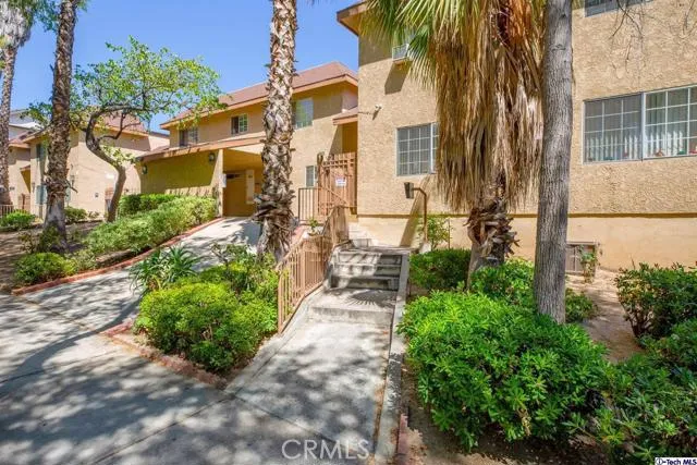 1160 Elm Avenue 4, Glendale, California 91201
