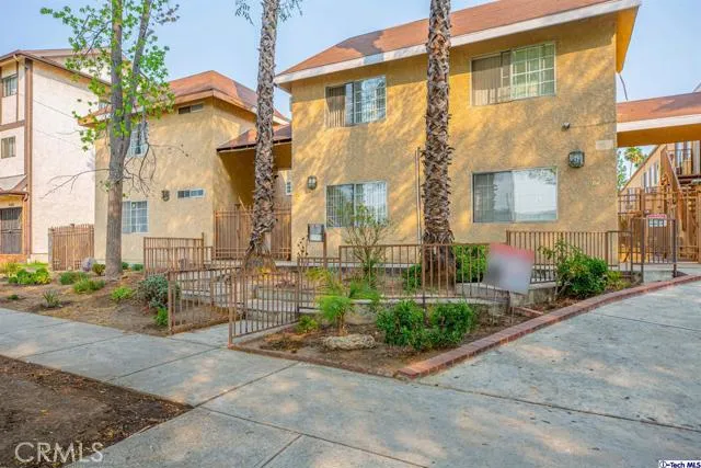 1160 Elm Avenue 4, Glendale, California 91201