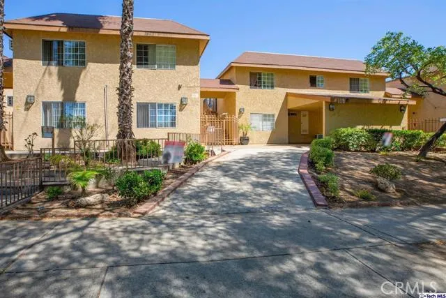 1160 Elm Avenue 4, Glendale, California 91201