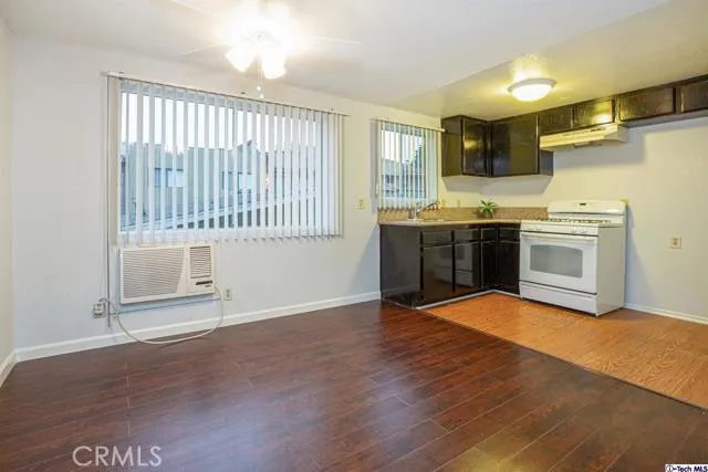 1160 Elm Avenue 4, Glendale, California 91201