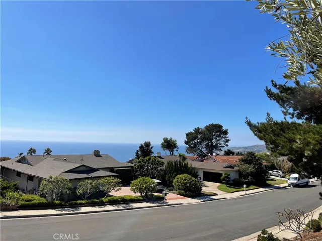 32326 Phantom Drive, Rancho Palos Verdes, California 90275