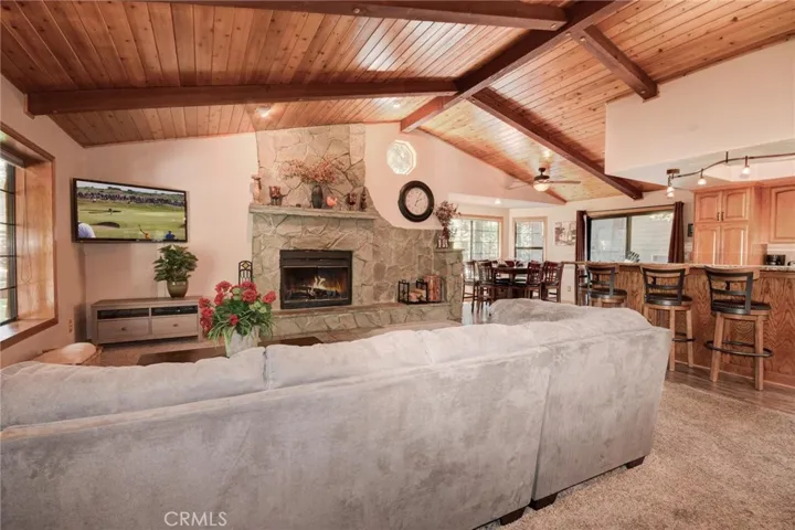 480 Crystal Lake Road, Big Bear, California 92315