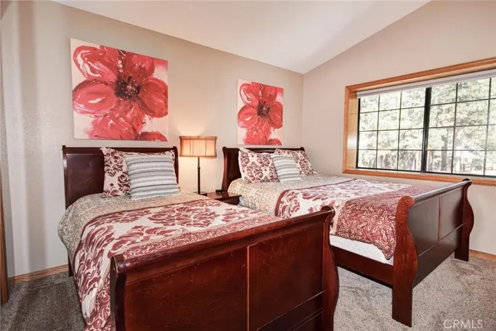 480 Crystal Lake Road, Big Bear, California 92315