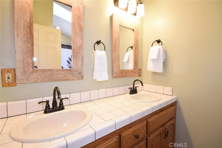 480 Crystal Lake Road, Big Bear, California 92315