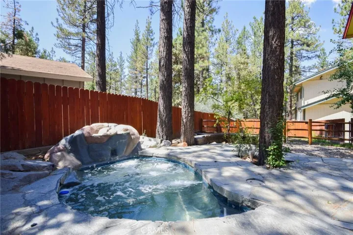 480 Crystal Lake Road, Big Bear, California 92315