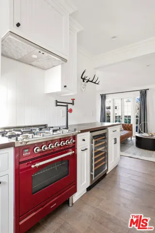 133 S Roxbury Drive A, Beverly Hills, California 90212