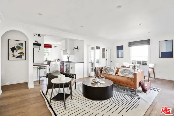 133 S Roxbury Drive A, Beverly Hills, California 90212