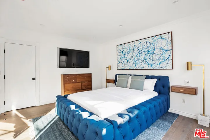 133 S Roxbury Drive A, Beverly Hills, California 90212