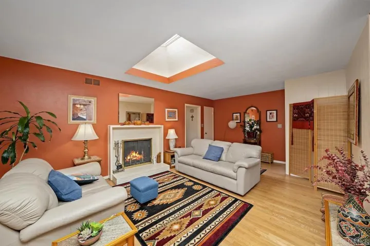 5348 W Falls View Drive, San Diego, California 92115