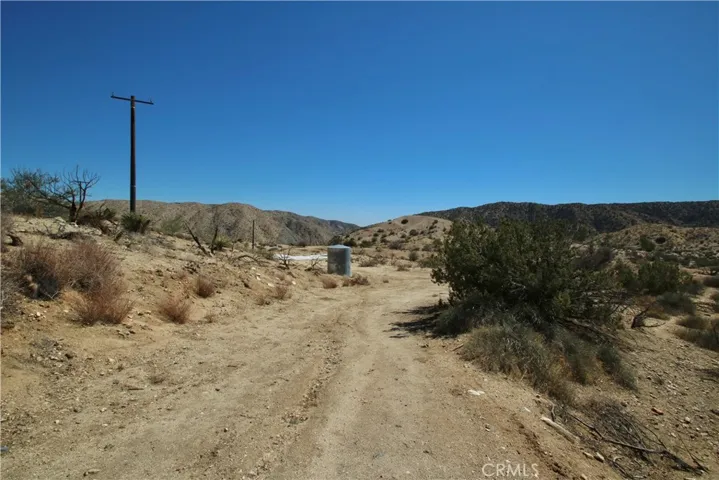 48658 Lyle Road, Morongo Valley, California 92256