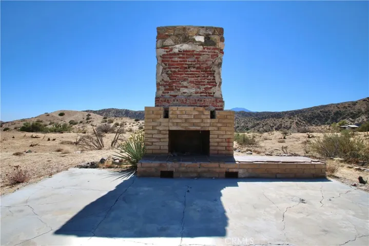 48658 Lyle Road, Morongo Valley, California 92256