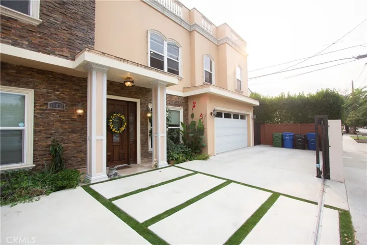 13838 Milbank Street, Sherman Oaks, California 91423