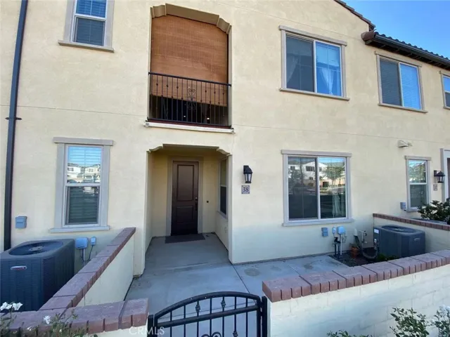 2845 E. Berry Loop Privado 38, Ontario, California 91761