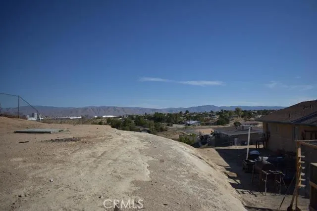 13609 1st Avenue, Victorville, California 92395