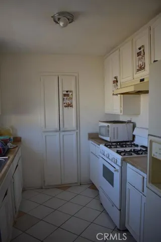 13609 1st Avenue, Victorville, California 92395
