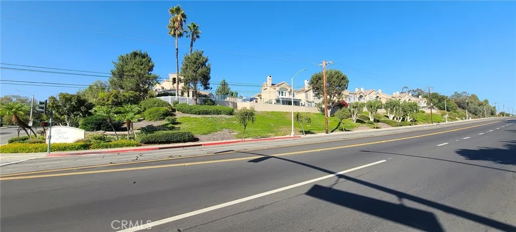 2100 Camellia Lane, Fullerton, California 92833