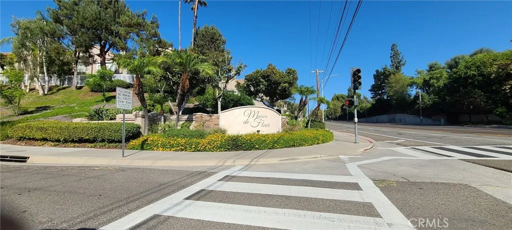 2100 Camellia Lane, Fullerton, California 92833