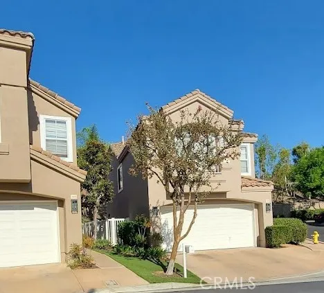 2100 Camellia Lane, Fullerton, California 92833