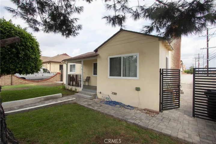 7602 Radford Avenue, North Hollywood, California 91605