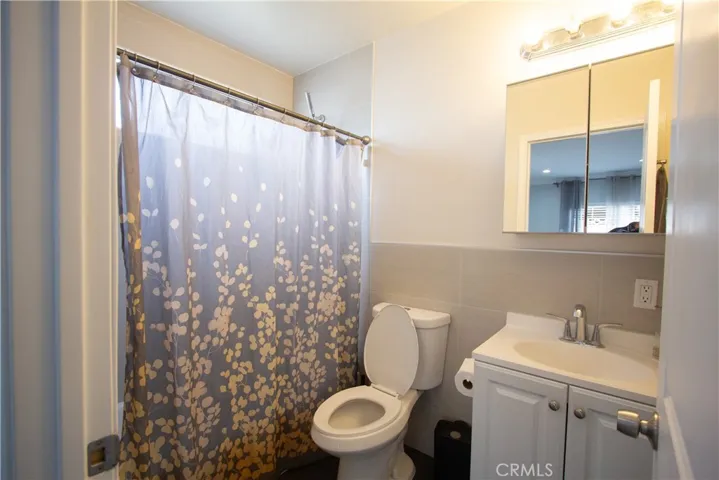 7602 Radford Avenue, North Hollywood, California 91605