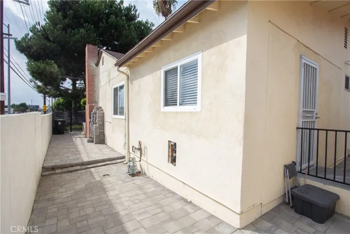 7602 Radford Avenue, North Hollywood, California 91605