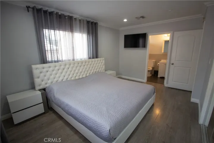 7602 Radford Avenue, North Hollywood, California 91605
