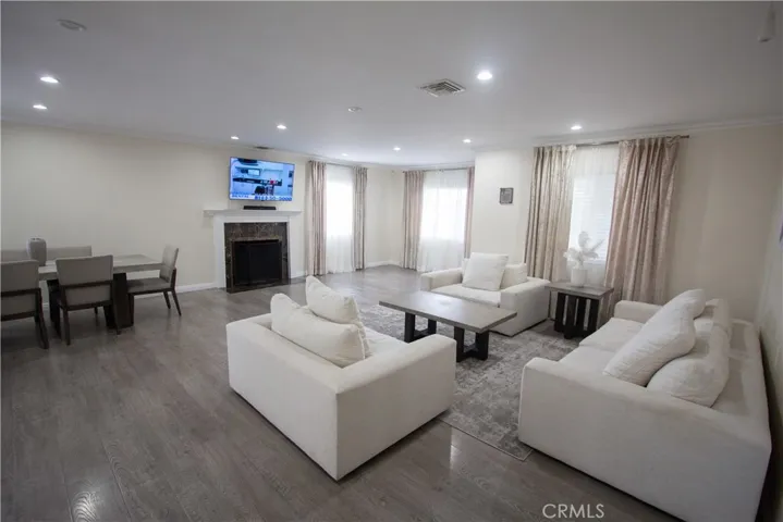 7602 Radford Avenue, North Hollywood, California 91605