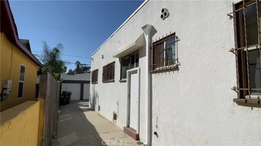 4419 7th Avenue, Los Angeles, California 90043