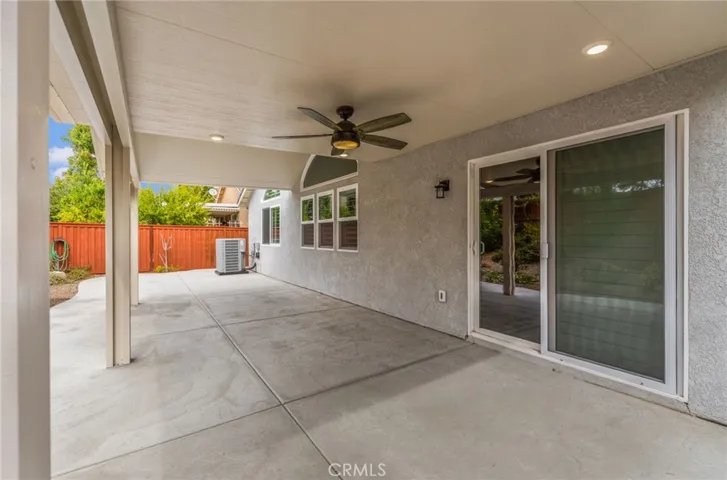 Alumawood covered patio with ceiling fan