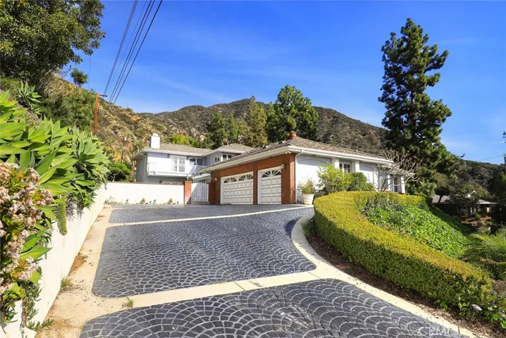 2257 Highland Vista Drive, Arcadia, California 91006