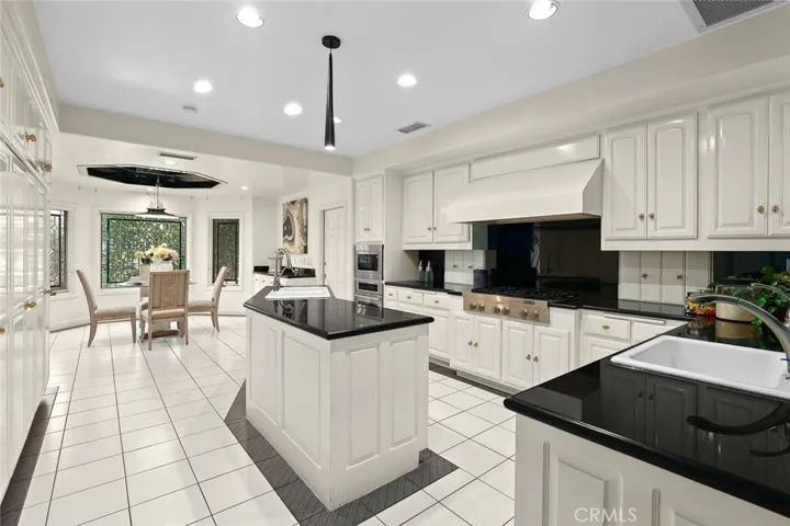 2257 Highland Vista Drive, Arcadia, California 91006