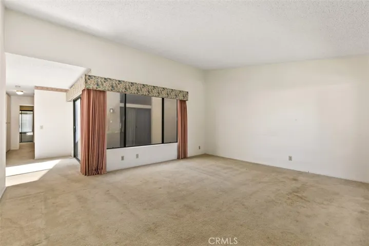 Large Livingroom