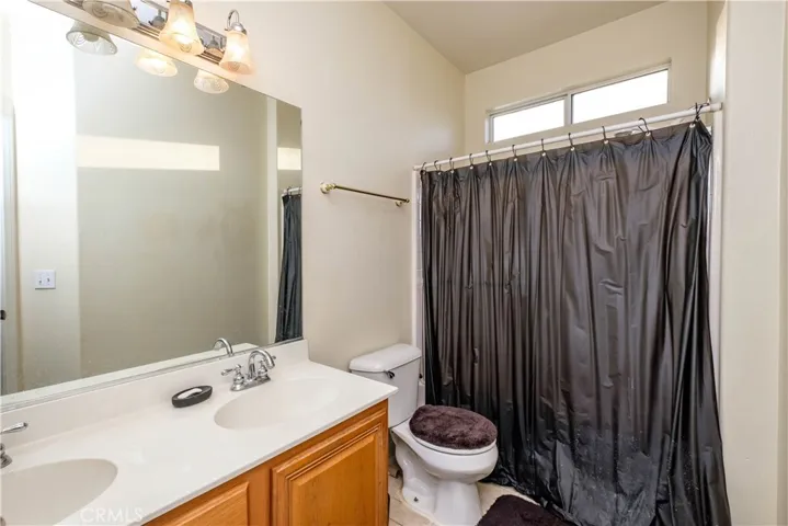 2220 Ruby Drive, Barstow, California 92311