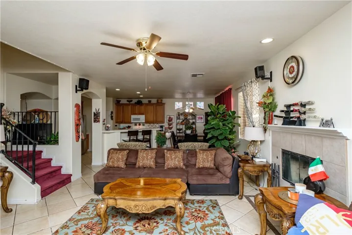 2220 Ruby Drive, Barstow, California 92311
