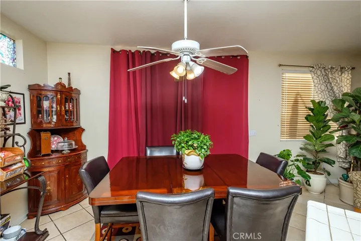 2220 Ruby Drive, Barstow, California 92311
