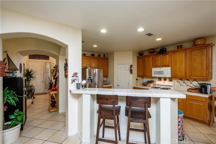 2220 Ruby Drive, Barstow, California 92311