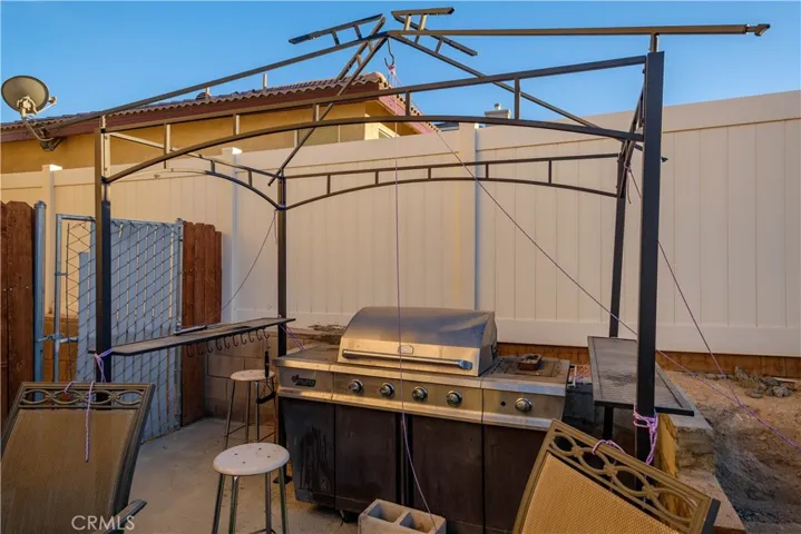 2220 Ruby Drive, Barstow, California 92311